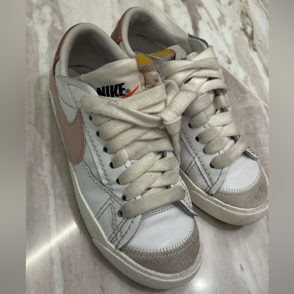Nike Women's White and Pink Sneakers
